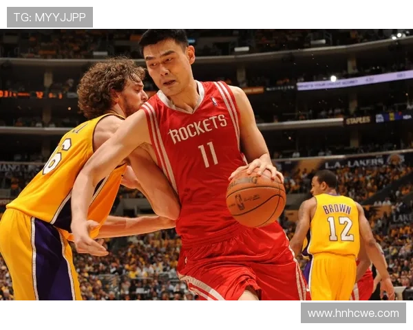 姚明的传奇篮球生涯与对中国体育的深远影响探究